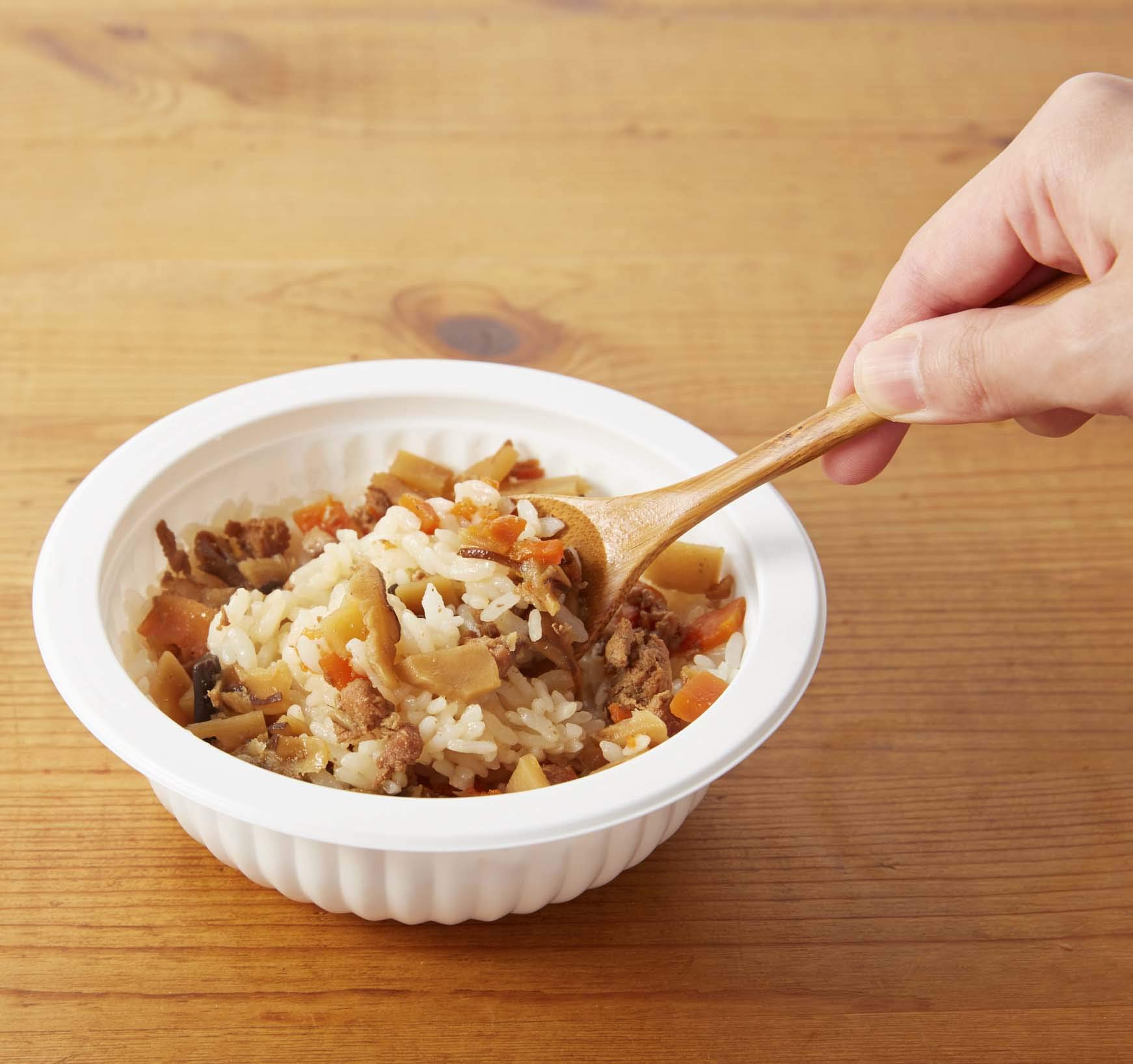 Amazon | 丸美屋 とり釜めし 味付けごはん付き 230g×6個 | 丸美屋